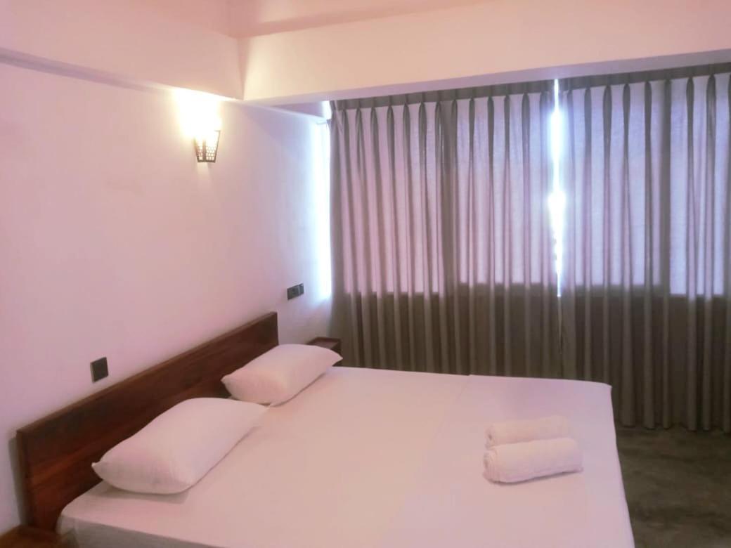 Sky Heaven Hotel Kandy Exterior foto
